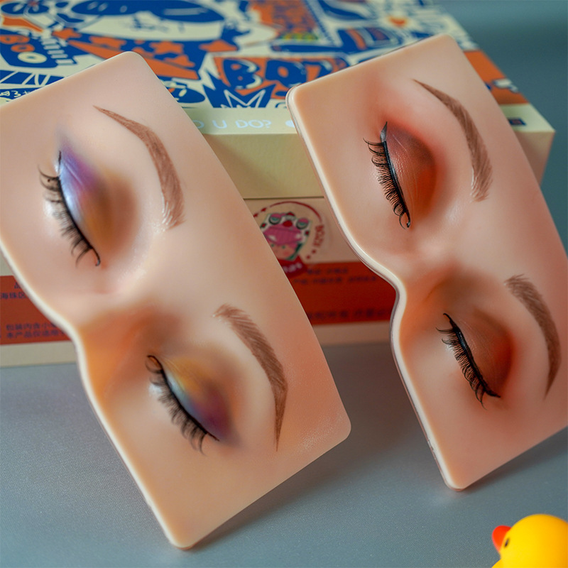 قابلة لإعادة الاستخدام ماكياج  - مراجعة Beauty Makeup Academy وسعره